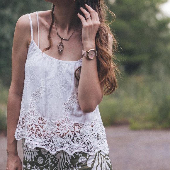 White Lace Tank - Picture 4 of 4